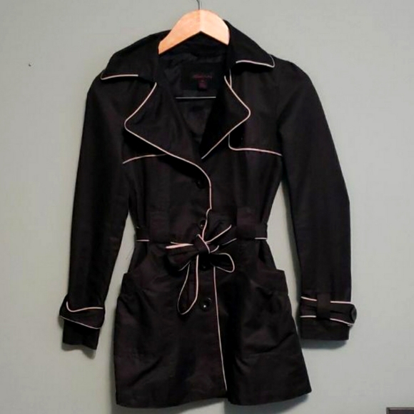 Seductions black trench coat with white trim - Picture 1 of 10
